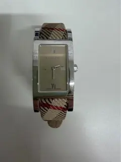 中古美品正規品　BURBERRY バーバリー レディース 腕時計 クォーツのサムネイル