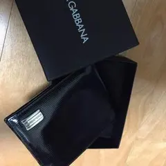 二つ折り財布のサムネイル