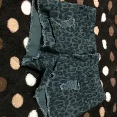 ヒョウ柄ショートパンツ