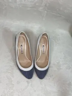 DIANA デニム風パンプス ホワイト・ネイビーNo.36