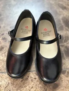 HARUTA KIDS ブラックシューズ 18 EEE
