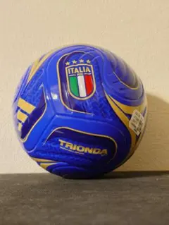 値下げ中adidas Brazuca 2014 FIFA W杯 フットサルボール - メルカリ