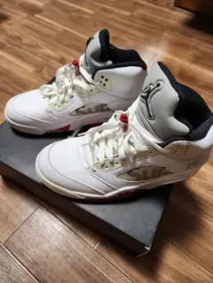 【新品同様】Supreme×Nike Air Jordan 5 サイズ27.5