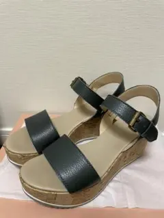 値下げ⭐︎美品Fabio Rusconi ファビオ　プラットフォームサンダルのサムネイル