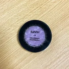 【NYX】アイシャドウ　パープル　パールのサムネイル