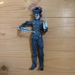 シザーハンズ　ジョニーデップ　マクファーレントイズのサムネイル