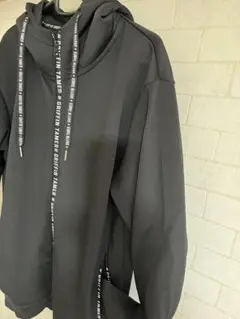メンズ　パーカー　ジップアップ　Lサイズ