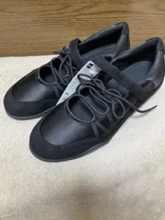 【新品】GU レースアップバレエスニーカー　ブラック　XXLサイズのサムネイル