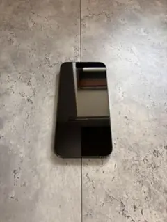 iPhone 13 グリーン