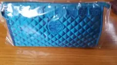 青いキルティングポーチ