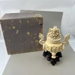 極上 龍彫刻 三足香炉 天然素材 置物 飾り物 古美術品 細密細工 鯨歯風