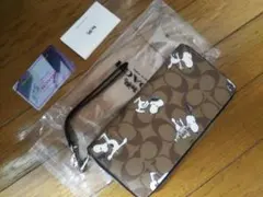 コーチ スヌーピー柄 長財布