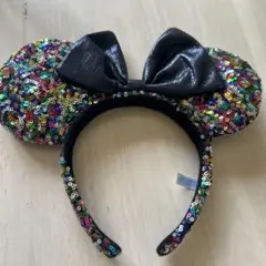 ディズニー カチューシャ スパンコール マルチカラー ブラックリボン