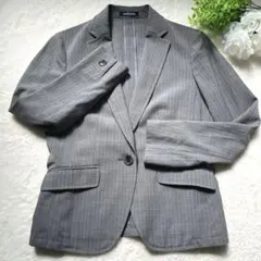 NEWYORKER グレー ストライプ テーラードジャケット　11ARのサムネイル