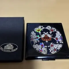 奈良国立博物館 花柄ミラーのサムネイル