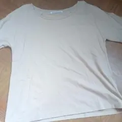 Acne Studios　Tシャツ　クリーム色　XS 無地のサムネイル
