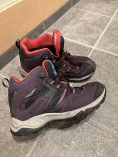 【最終価格】Columbia トレッキングシューズ 22.5cm