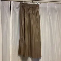 レザープリーツロングスカート ベージュ