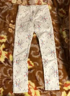 GapKids 150 ストレッチパンツ　花柄のサムネイル