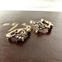 【完売品】agete K18 透かし ダイヤモンド ピアス すぐ届く☆Agete K18ダイヤモンドピアス プレゼントにもおすすめ