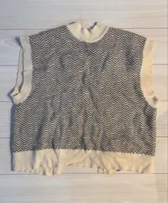 ベスト 冬　春　ニット