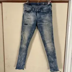 ディーゼル ライトブルーダメージスキニーデニム