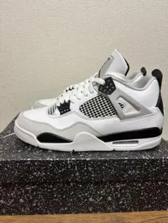 ナイキエアジョーダン4 ミリタリーブラック