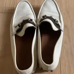 GUCCI ホワイトレザー ローファー
