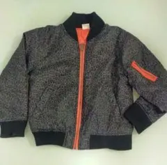 ジャンパー 上着 ブルゾン 120㌢ 迷彩柄 ジップアップ