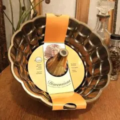 WILTON　ウィルトン　ケーキ 型　dimensions　クグロフ型のサムネイル