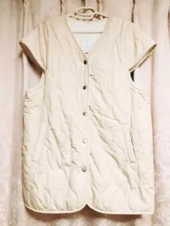 キルティングベスト М〜Lサイズ　新品・タグ付き