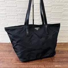 プラダ ナイロン×レザー 三角プレートロゴ ショルダー トート バッグ ブラック