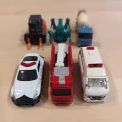 トミカ　はたらくくるま　5Uセット　ミニカー6台まとめ売り