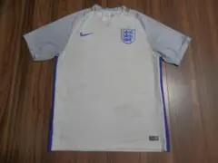 イングランド代表 ユニフォーム