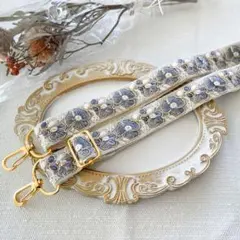 ラスト1点☆スマホショルダーストラップ／インド刺繍／ハンドメイド／ブルー