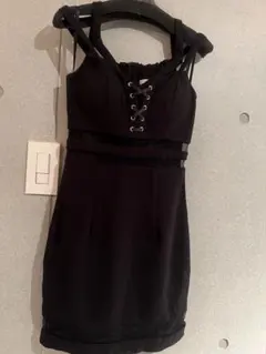 an ブラック ドレスのサムネイル