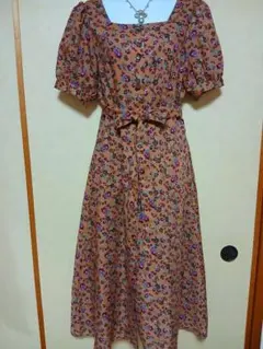 ★WCloset　ライトブラウンに紫花柄ロングワンピース✨大幅お値下げ❗