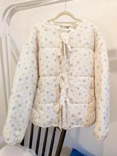 kudri 與復古 小碎花 羽絨外套 奶油色 甜美 洛麗塔