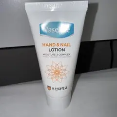 Vaseline Hand & Nail Lotion 60mlのサムネイル