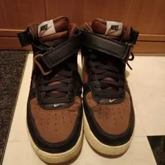 NIKE エアフォース1 MID 07 LX