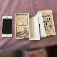 チ*ウ様 Apple iPhone SE シルバー 本体