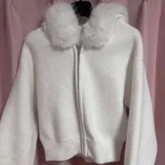 SNIDEL Sustainableファー付きニットパーカー