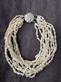 Item thumbnail for item 32b754b8-9367-4a3b-ada1-0baff9c51b9b