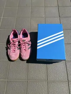 adidas スニーカー　GAZELL INDOOR 24cmのサムネイル