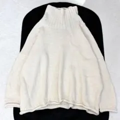 【美品】ユティリテ ペルー製 ハイランドウール タートルネックニット アイボリー