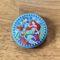 ディズニー 刺繍缶バッジ2 リトルマーメイド　アリエル　缶バッジ　匿名配送