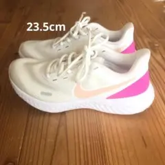 NIKE ウィメンズレボリューション5　ランニングシューズ 23.5cm ピンク