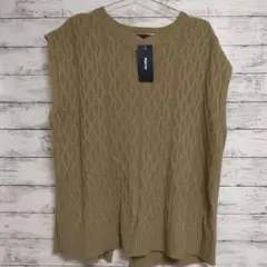 新品未使用　HONEYSUCKLE ROSE スリットケーブルベスト　Lベージュ