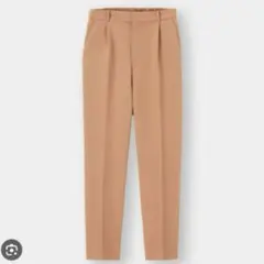 GU ストレッチテーパードパンツ