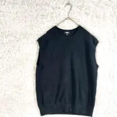 は*る様 UNIQLO　オーバーサイズクルーネックベスト　メンズS　ブラック